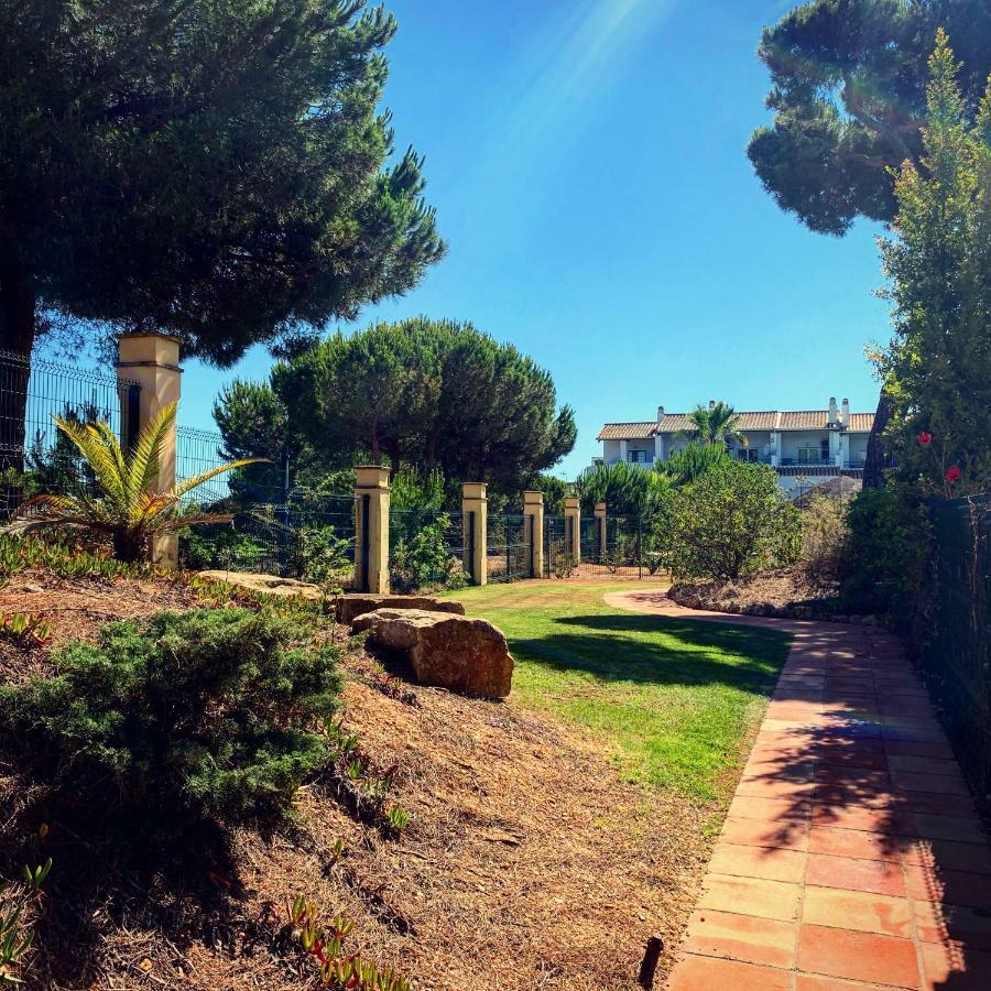 Fantastic 3-Bedroom Holiday Home Including Tennis And Pool Near Golf Course El Portil Buitenkant foto