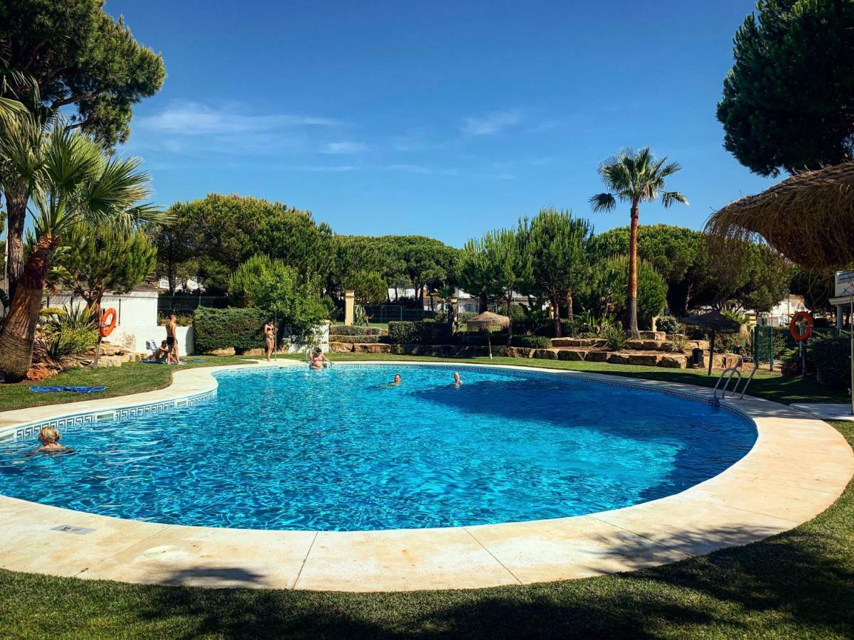 Fantastic 3-Bedroom Holiday Home Including Tennis And Pool Near Golf Course El Portil Buitenkant foto